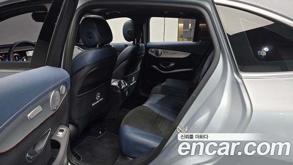 Mercedes-Benz EQC 2020, фото 15