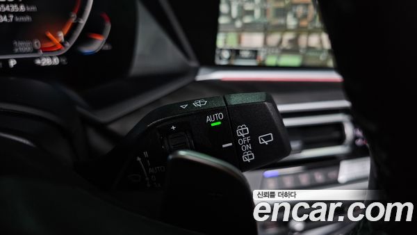 BMW X7 2021, фото 28