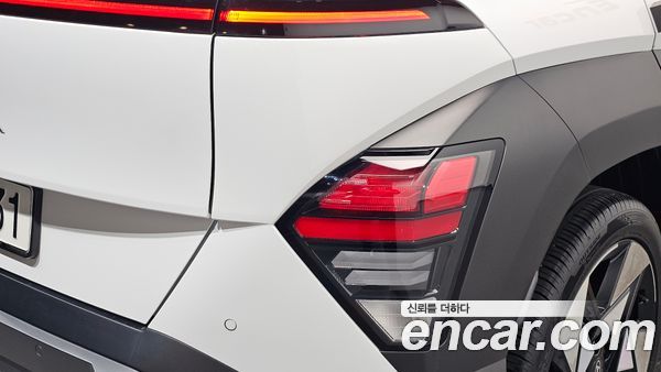 Hyundai Kona 2023, фото 8