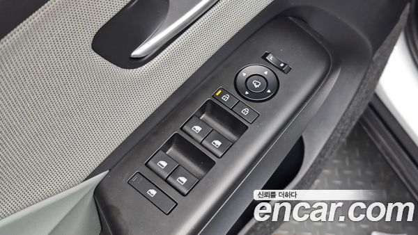 Hyundai Kona 2023, фото 30