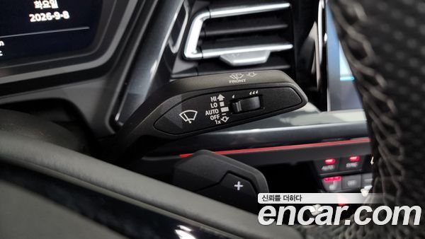 Audi Q4 e-tron 2023, фото 29