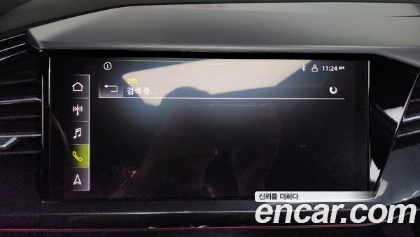Audi Q4 e-tron 2023, фото 32