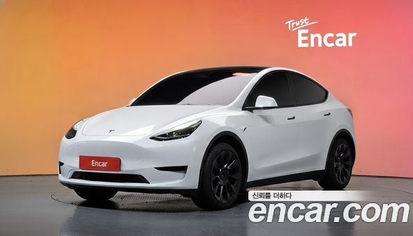 Tesla Model Y 2024, фото 31