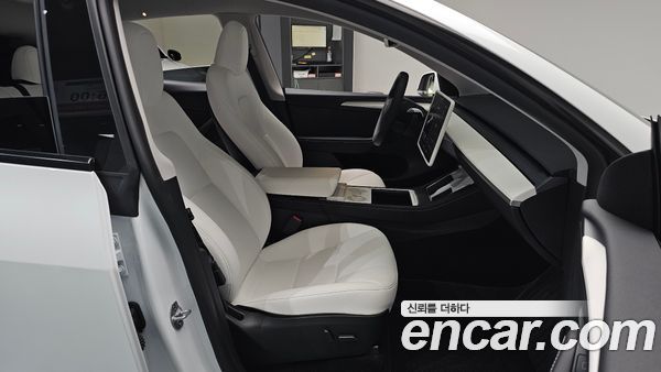 Tesla Model Y 2024, фото 15
