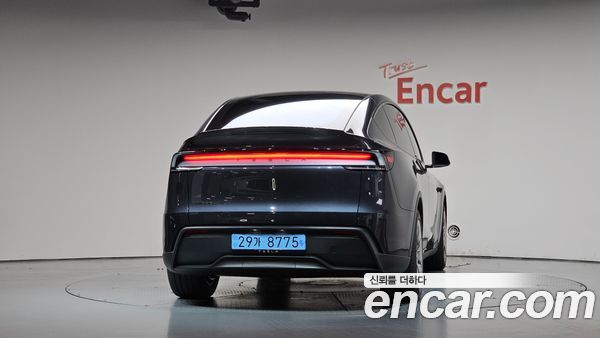 Tesla Model Y 2026, фото 3