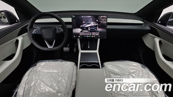 Tesla Model Y 2026, фото 9
