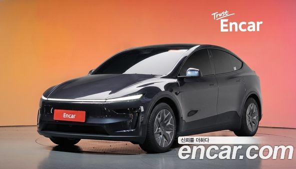 Tesla Model Y 2026, фото 37