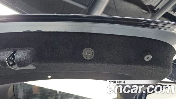 Tesla Model Y 2026, фото 26