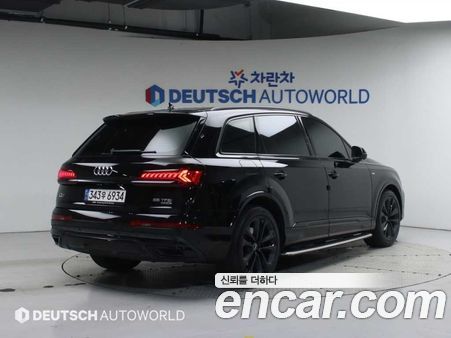 Audi Q7 2022, фото 3