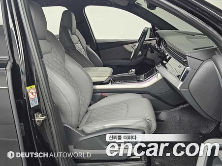 Audi Q7 2022, фото 10