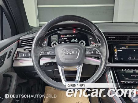 Audi Q7 2022, фото 13