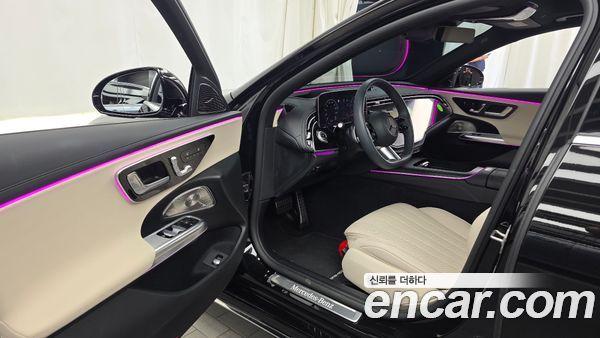 Mercedes-Benz E-Class 2025, фото 13
