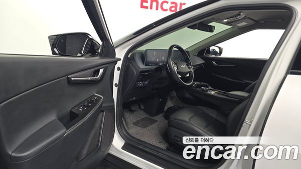 Kia EV6 2023, фото 12