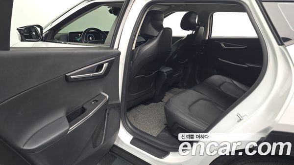 Kia EV6 2023, фото 17
