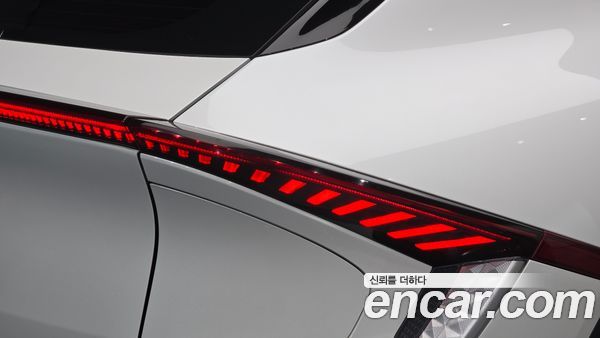 Kia EV6 2023, фото 8