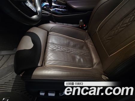 BMW 5 Series 2022, фото 10