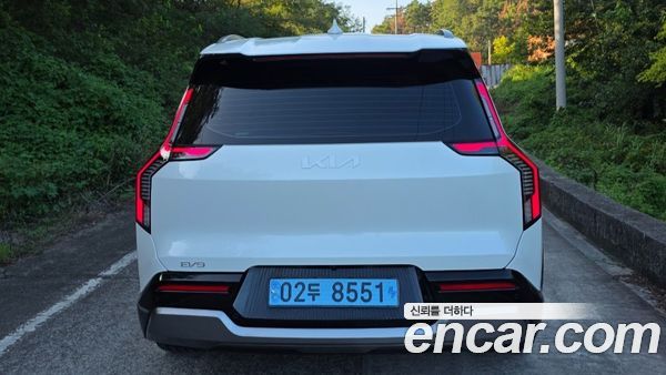 Kia EV9 2024, фото 4