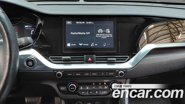 Kia Niro 2022, фото 23