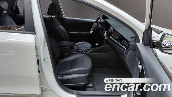 Kia Niro 2022, фото 16