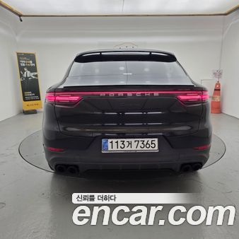 Porsche Cayenne 2020, фото 2