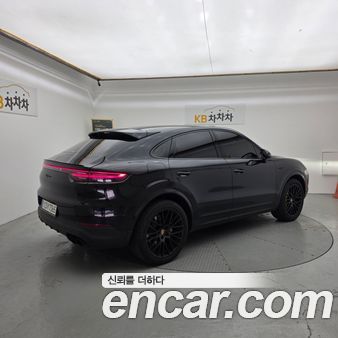 Porsche Cayenne 2020, фото 10