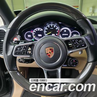 Porsche Cayenne 2020, фото 13