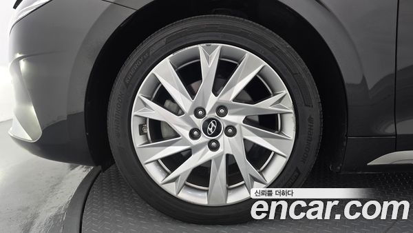 Hyundai Grandeur 2022, фото 5