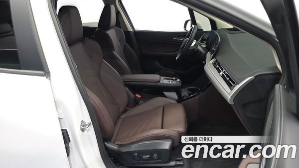 BMW 2 Series 2025, фото 17