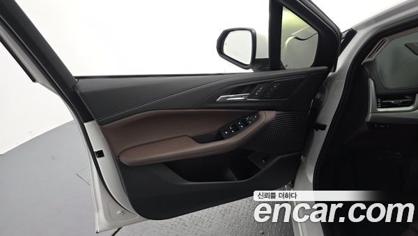 BMW 2 Series 2025, фото 14