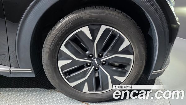 Kia EV6 2022, фото 5