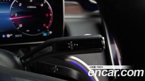 Mercedes-Benz GLC 2023, фото 9