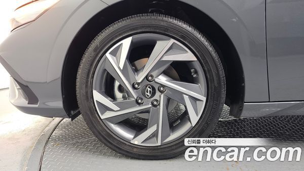 Hyundai Elantra 2026, фото 5