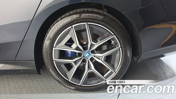 BMW i5 2024, фото 6