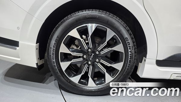 Kia Carnival 2023, фото 5