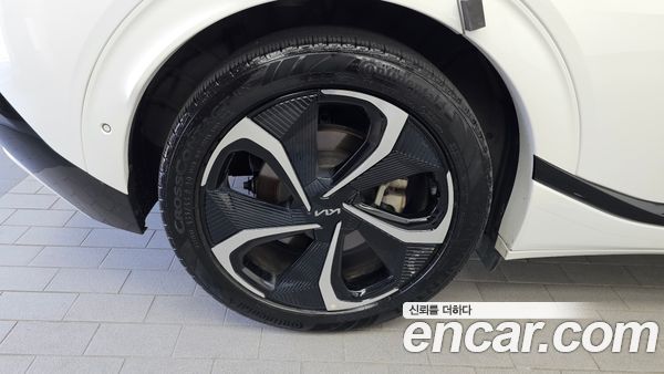 Kia EV6 2023, фото 5