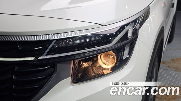 Kia Seltos 2023, фото 8