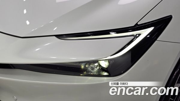 Toyota Prius 2024, фото 7