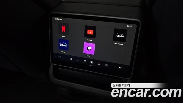 Tesla Model Y 2025, фото 31