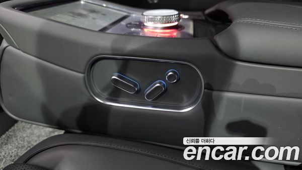 Genesis G90 2025, фото 30