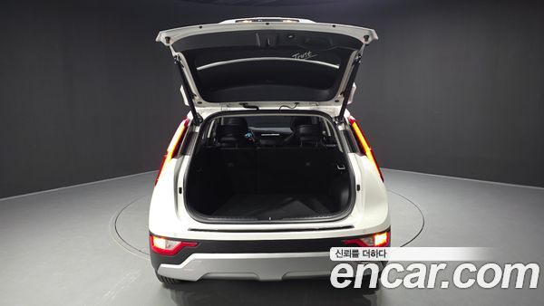 Kia Niro 2024, фото 32