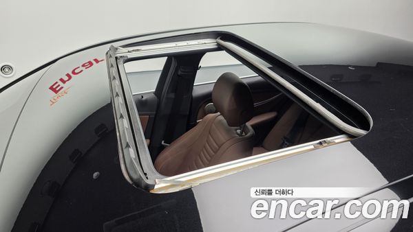 Mercedes-Benz E-Class 2021, фото 31