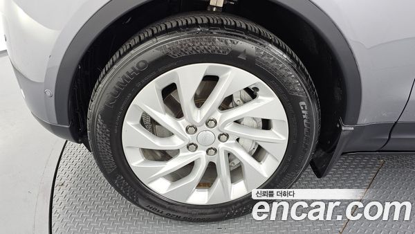 Land Rover Discovery 2022, фото 4