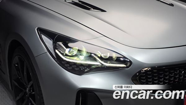 Kia Stinger 2023, фото 8