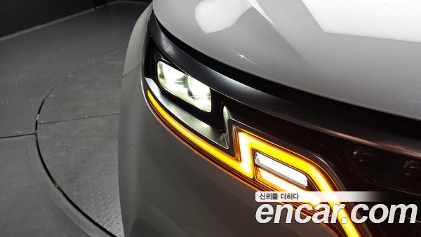 Kia Carnival 2021, фото 8