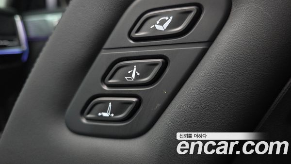 Hyundai Santa Fe 2025, фото 31