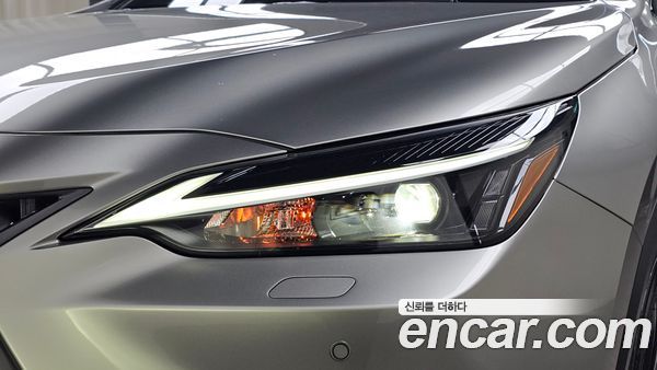 Lexus NX 2025, фото 7