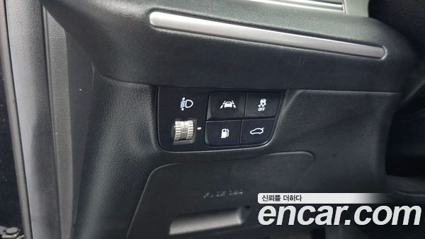 Hyundai Grandeur 2023, фото 27