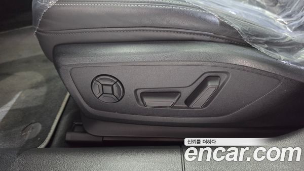 Audi A6 2020, фото 31