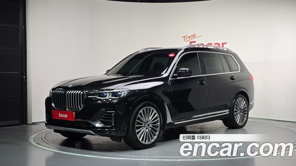 BMW X7 2021