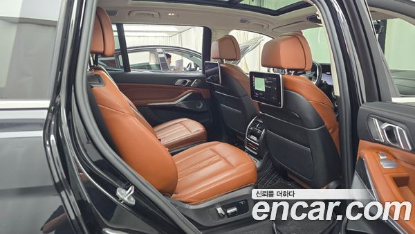 BMW X7 2021, фото 17